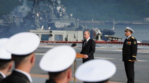 vladimir putin prioritatea noastra este intarirea capacitatii de lupta a flotei ruse din marea neagra