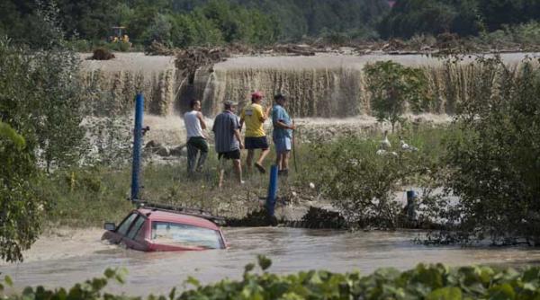 barajul novaci armatura de basisti