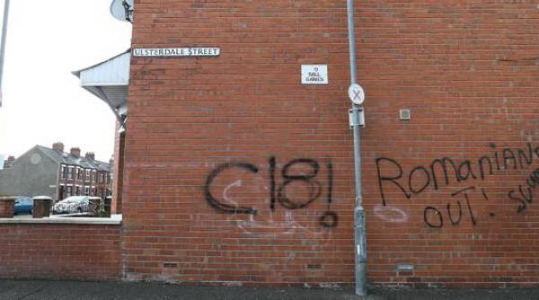 mae ingrijorat de atacurile impotriva unor romani in irlanda de nord