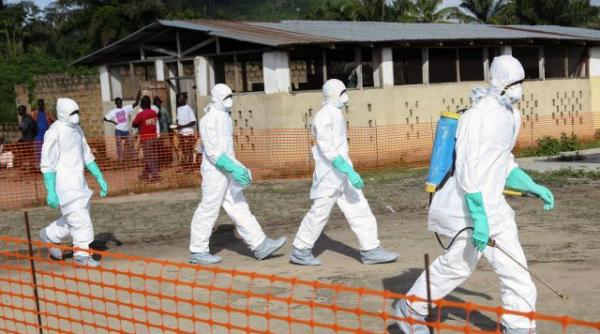 epidemia de ebola fara precedent organizatia americana peace corps isi retrage voluntarii din africa de vest