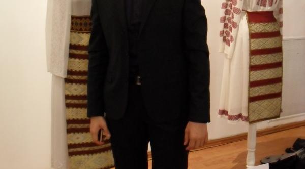 expozitie de costume muzeul dimitrie gusti muzeul satului costume din banat splendoare si fast marius matei