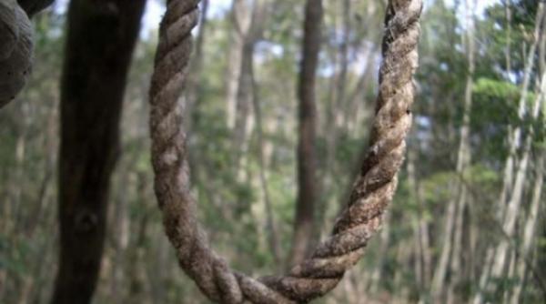 un barbat din bistrita s a spanzurat pentru o datorie la agentia de plati i interventie pentru agricultura