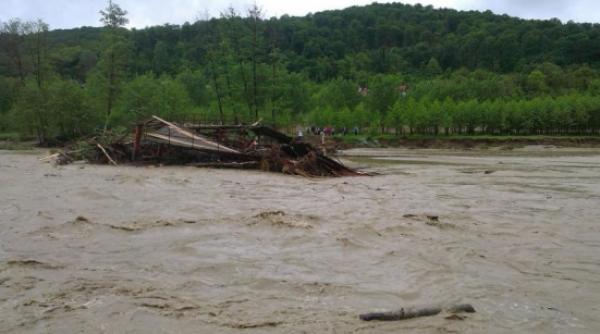 inunda ii cod portocaliu pentru raurile barzava si moravita din judetul timis