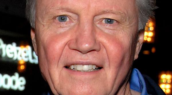 jon voight tatal angelinei jolie ii considera ignoranti pe javier bardem si penelope cruz