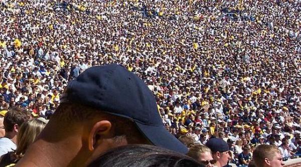record de asistenta la un meci de fotbal din statele unite motivul au jucat manchester united si real madrid