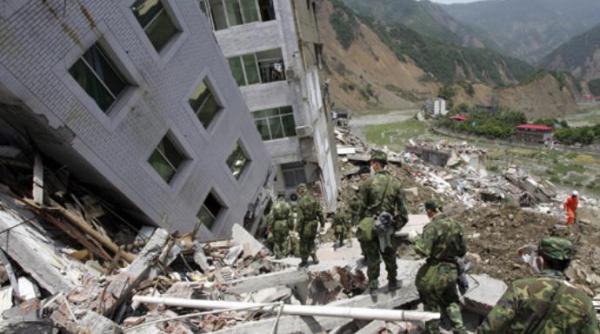 dezastru in china bilantul cutremurului de 6 5 grade pe richter se apropie de 400 de morti video