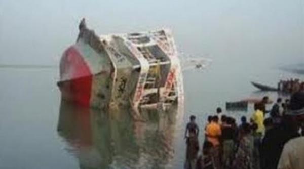 tragedie in bangladesh peste 100 de oameni sunt dati disparuti dupa ce feribotul in care se aflau s a rasturnat
