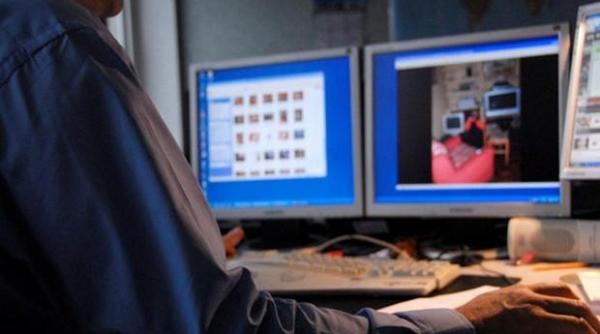 pedofil arestat in urma unui denunt google mai credeti in secretul corespondentei