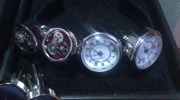 horia brenciu pasionat de un articol vestimentar oriunde merg imi cumpar o pereche