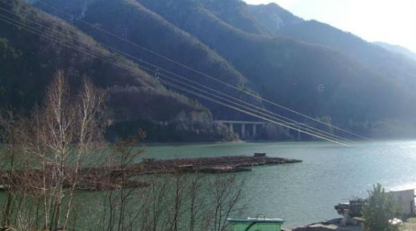 pastravaria bradisor din valcea distrusa in proportie de 90 de inundatii