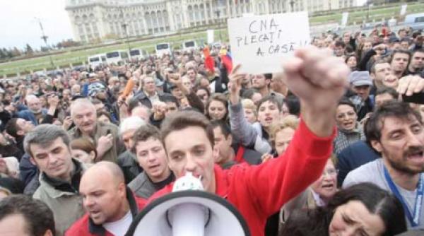 mircea badea voi iesi in strada si ii voi striga locatarului de la cotroceni iesi afara javra ordinara