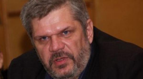 presedintele comisiei pentru cultura si media a senatului alaturi de jurnalistii grupului intact