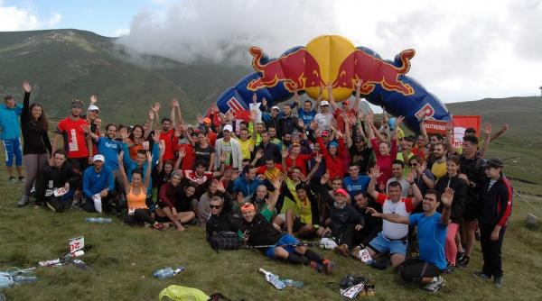 a urcat pe muntii bucegi in numai o ora la un concurs de alergare desfasurat la busteni