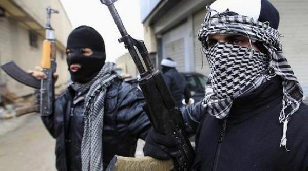 europol avertizeaza exista riscul unui atac armat al jihadistilor in europa sau statele unite