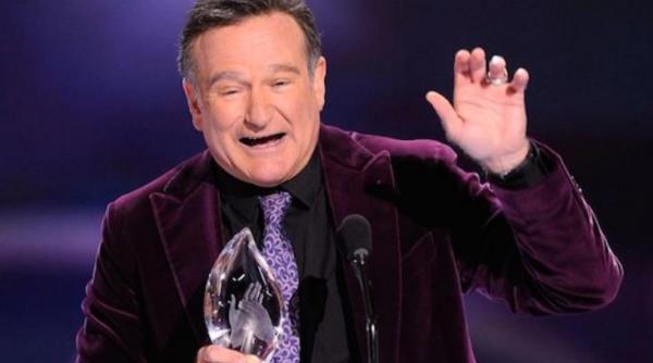 pamantul nu a mai meritat sa te aiba mari actori cantareti si politicieni regreta moartea indragitului robin williams