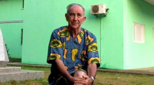 virusul mortal ebola preotul catolic repatriat in spania a murit