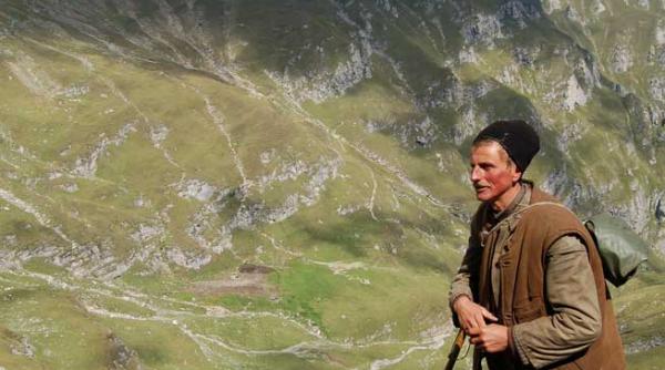 exclusiv intalnire cu omul pe varful omu