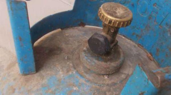 bacau barbat arestat dupa ce a produs explozia unei butelii de aragaz in timpul unui conflict cu sotia