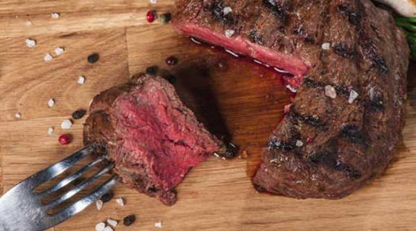 carne unt si branza regimul improbabil cum se bat cap in cap teoriile nutritionistilor