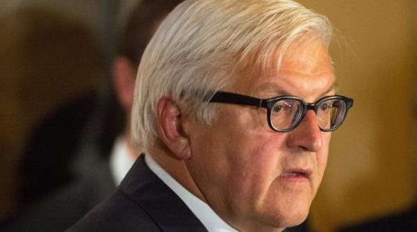 ministrul afacerilor externe al germaniei berlinul este gata sa livreze arme kurzilor din irak