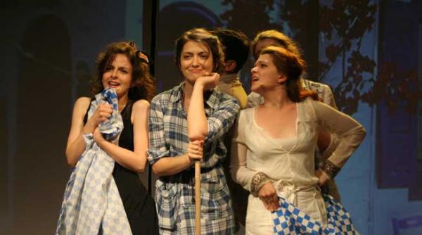 zbang dupa mamma mia din romania in polonia