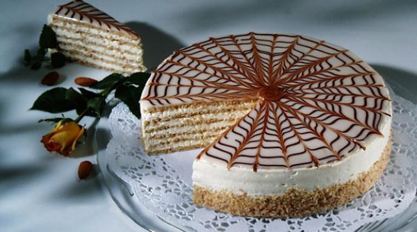 4 re ete i micile lor istorii carnati de mistret un alt fel de diplomat eszterhazy mancare de fasole verde cu creste de cocos