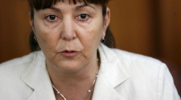 dolha cere ca monica macovei sa fie exclusa din pdl incalca statutul partidului din care face parte