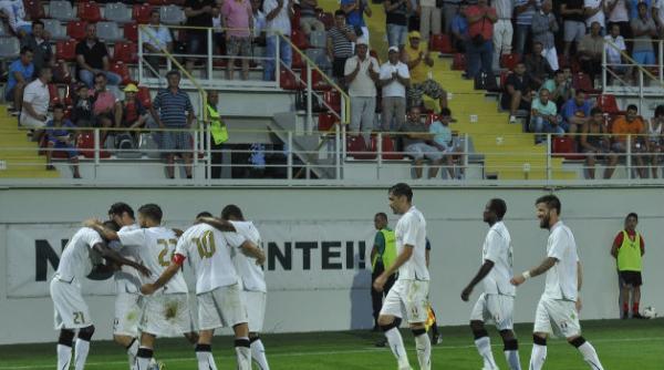 olympique lyon astra giurgiu 1 2 in mansa tur a play off ului europa league