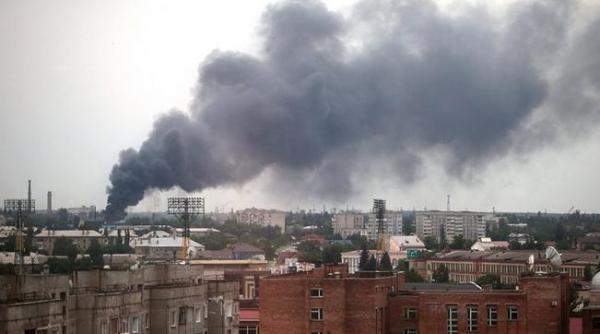 spital bombardat in centrul donetkului zeci de pacienti au fost dusi in adaposturi