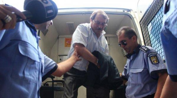 mircea basescu ramane in arest