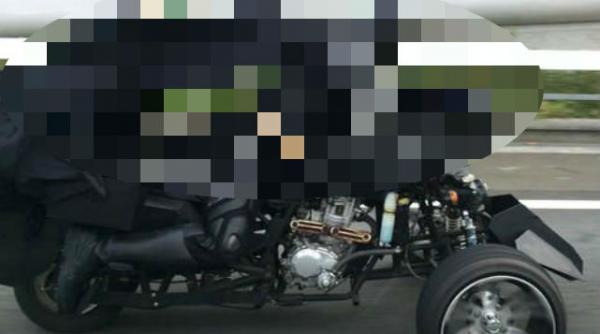 un motociclist a pus pe jar internautii din toata lumea vezi inregistrarea care a luat cu asalt retelele de socializare video