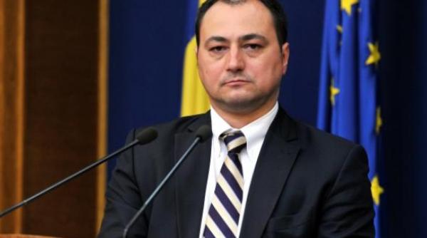 mirel palada va fi schimbat din functia de purtator de cuvant al guvernului cine ii va lua locul