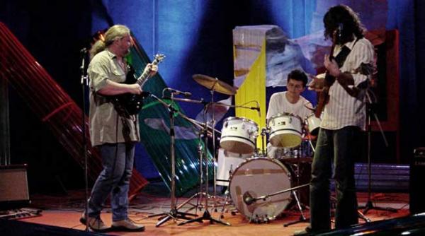 grupul abra din nou pe scena dupa 24 de ani