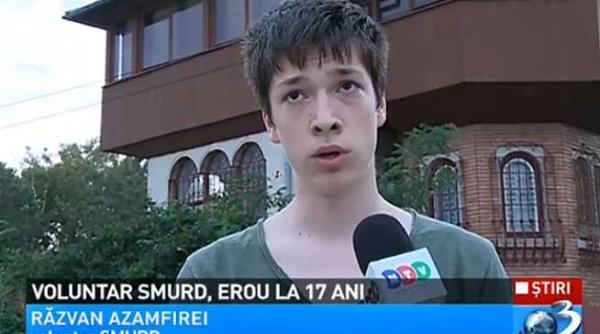 gestul care ne face oameni un tanar de 17 ani a salvat viata unui sofer care a facut infarct