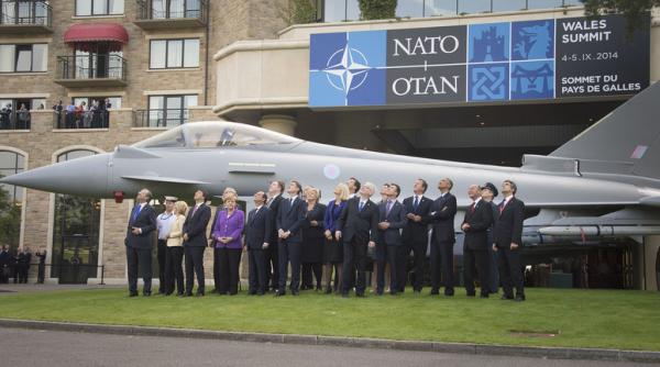 polonia va gazdui summit ul nato din 2016