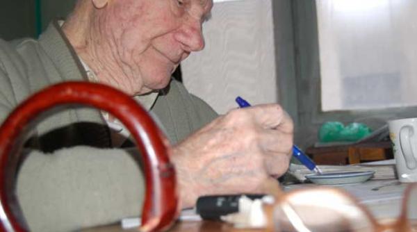 exclusiv o fotografie necunoscuta cu ionel teodoreanu publicata acum in premiera