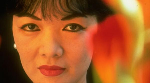 cele mai influente sotii ai dictatorilor lumii