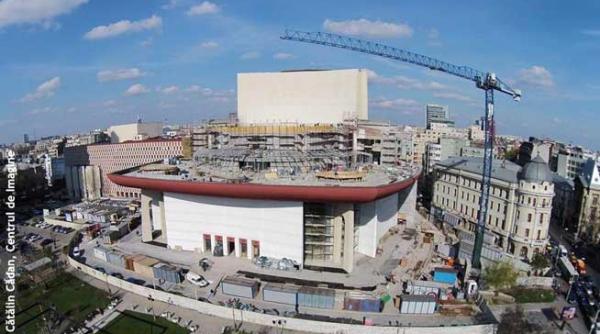 butoiul cu pulbere premiera la teatrul national bucuresti