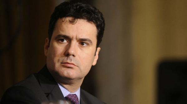 ministrul educatiei nimeni nu se poate inscrie la facultate fara bacalaureat asistam la o incercare deliberata de a induce in eroare si a dezinforma populatia