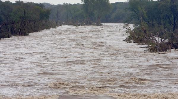 cod portocaliu de inundatii pentru mai multe bazine hidrografice ce zone sunt afectate