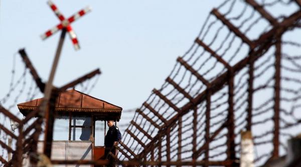 un tanar arestat preventiv pentru talharie s a spanzurat in penitenciarul galati