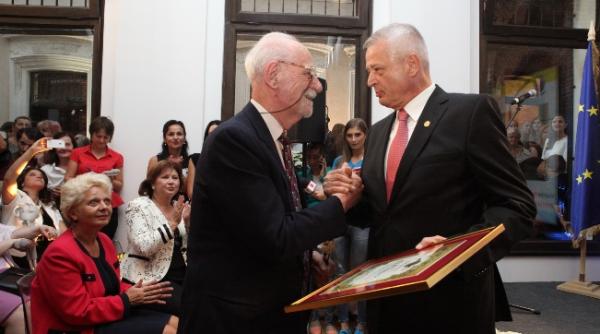 sorin oprescu a inaugurat hanului gabroveni si deschiderea zilelor bucurestiului