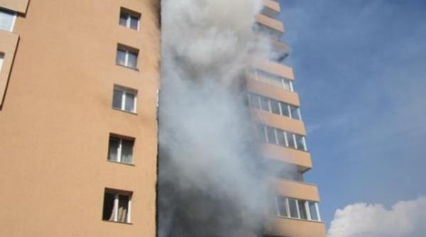 explozie intr un bloc de locuinte din suceava trei persoane au ajuns la spital