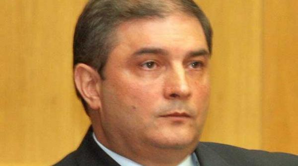 generalul silviu predoiu va asigura interimatul la conducerea sie dupa demisia lui melescanu