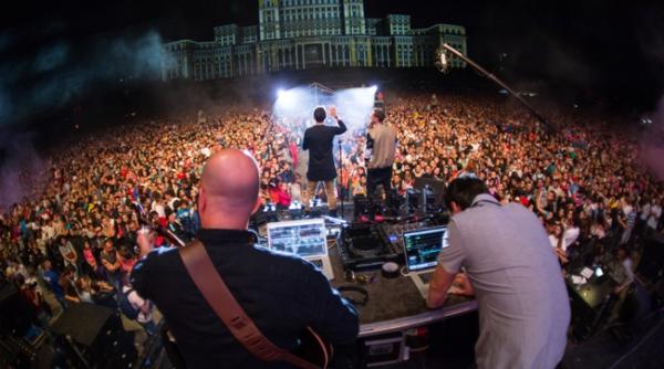 revolutia muzicii romanesti un spectacol grandios la piata constitutiei