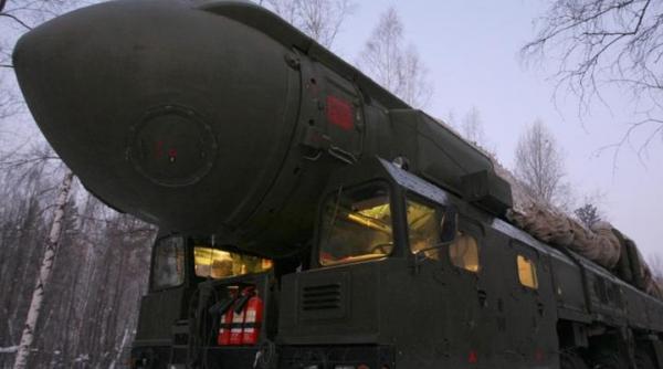 vicepremierul rus dmitri rogozin rusia isi va innoi total arsenalul nuclear pana in 2020