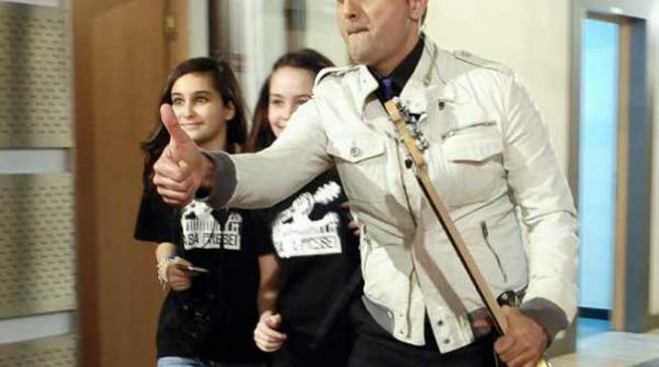 robert turcescu fost jurnalist si sau ofiter sub acoperire vrea sa fie judecat dar nu l judeca nimeni