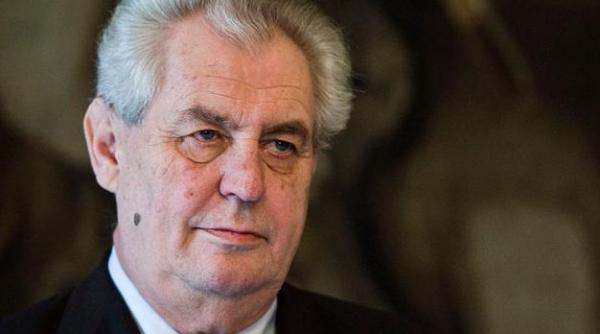 scrisoare cu un praf alb suspect adresata presedintelui ceh milos zeman