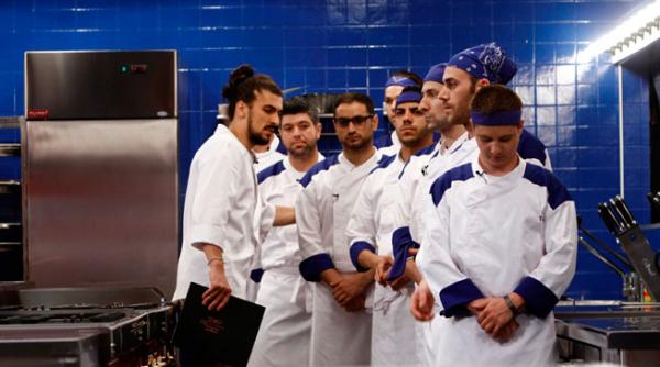 se deschide restaurantul de top din hell s kitchen iadul bucatarilor