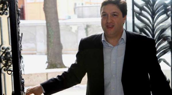 senatul trimite ziaristii la puscarie